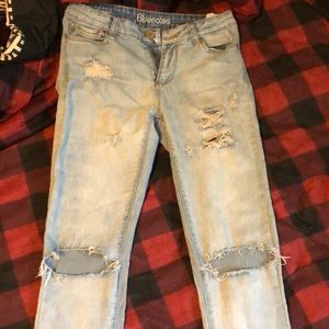 Mid-rise ripped jeans-Size 28